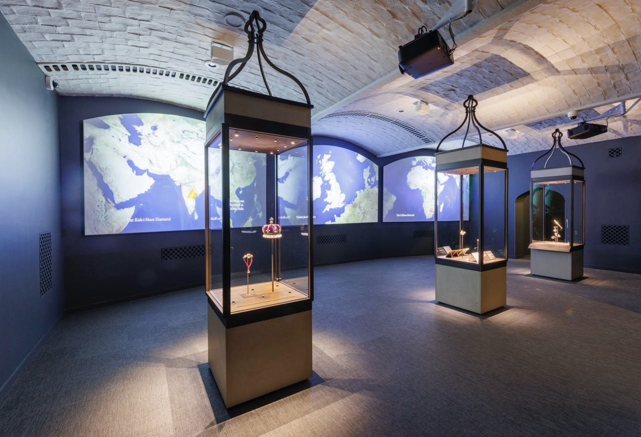 michael-grubb-studio-jewel-house-tower-of-london-uk