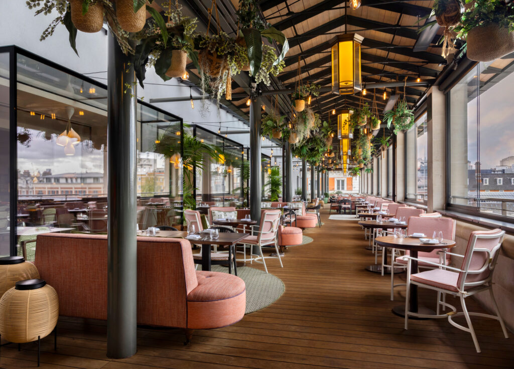 Hospitality lighting strategy for London restaurants, balancing ambience, materiality and visual comfort in a premium dining space.